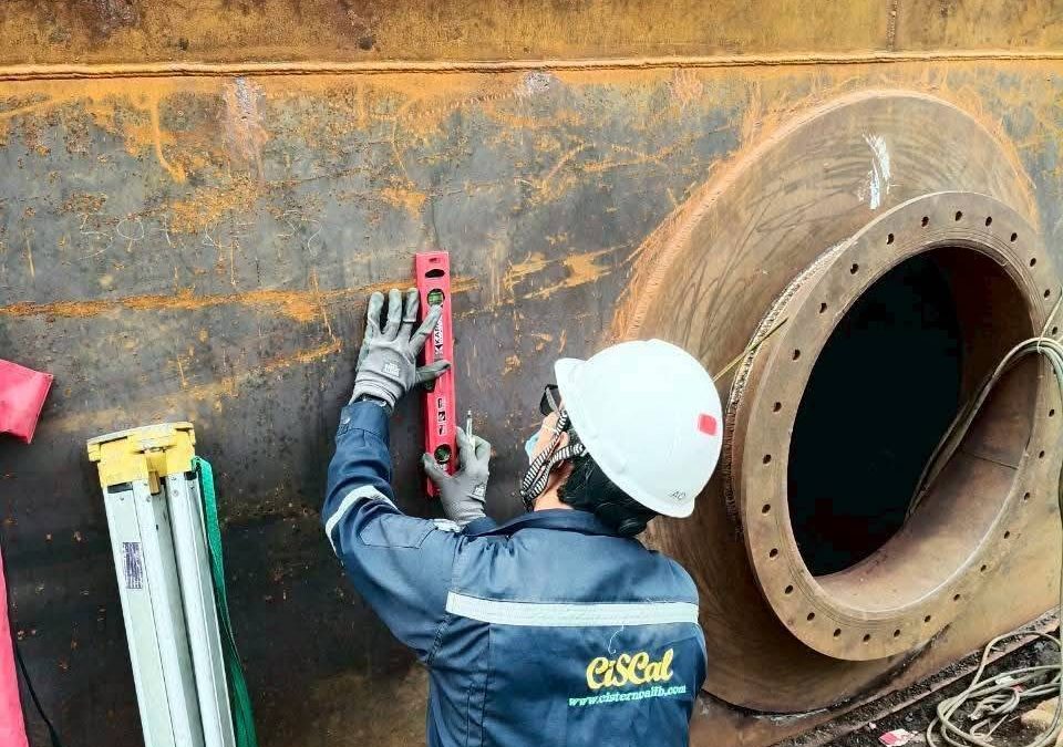 ตรวจสอบปริมาตรความจุของถังบรรจุสุรา  ณ โรงงานสุรา  จังหวัดบุรีรัมย์